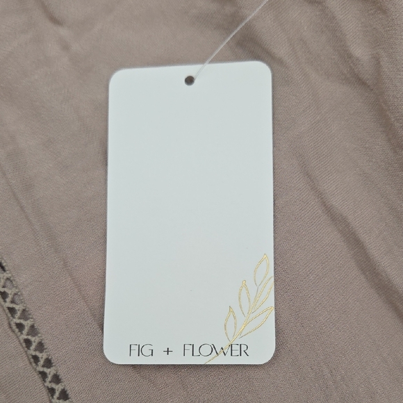 NwT Anthropologie Chic Lace-Accented Beige Blouse Boho Flowy Lace Farmhouse - Picture 8 of 9